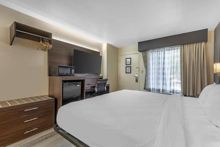Room 15 of 45